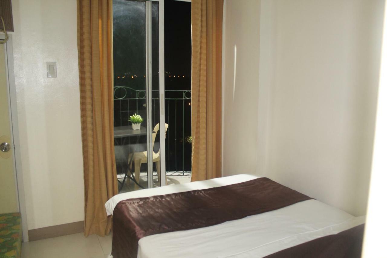 Chateau Elysee A3 Near Airport Wifi Kitchen Paranaque City Extérieur photo